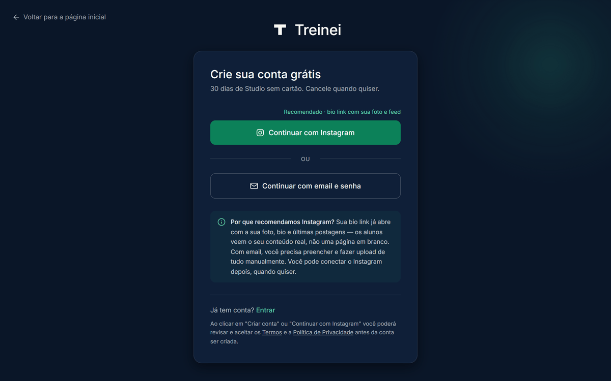 Tela de cadastro do MeuCoach mostrando botão Continuar com Instagram em verde no topo, divisor "ou" e botão Continuar com email e senha abaixo